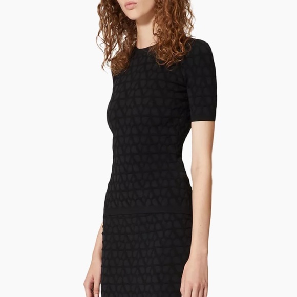 Valentino Garavani
Toile Iconographe Stretched Viscose Sweater Size S - Picture 3 of 7